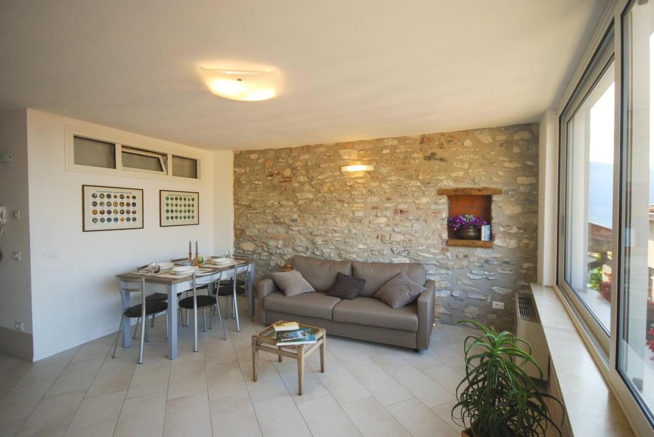 Ca De L'Adamo - Theater Home Olzano Екстериор снимка
